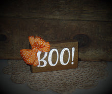 Load image into Gallery viewer, Halloween Tiered Tray Hocus Pocus! Farmhouse Halloween Wood Sign~Home Decor~Glitter Sparkle~Purple Glitter~Green & White Dot Bow~