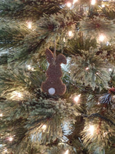 Load image into Gallery viewer, Primitive Rustic Farmhouse Cinnamon Sparkle Bunnies~Ornaments~Tree Hangers~Sparkle Cinnamon Salt Dough Primitive Bunnies~