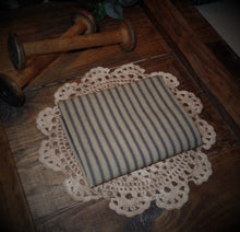 Load image into Gallery viewer, Homespun Fabric~Navy Ticking Stripe Homespun Fabric by the Yard~Primitive~Farmhouse~Rustic~Raggy Quilt Fabric~Garlands~Wreaths~Bows