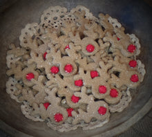Load image into Gallery viewer, Primitive Rustic Farmhouse Christmas Reindeer Bowl Fillers~Rudolph Red Nose Sparkle~Lightly Scented Cinnamon Ornies~Rustic Chrismas Home~