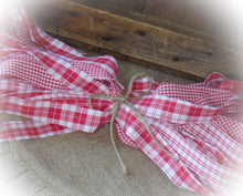 Load image into Gallery viewer, Primitive Homespun Fabric~Cherry Collection~Quarters~Samplers~Yards~Strips~Farmhouse~Quilting~Wreaths~Bows~Rustic Farmhouse Fabric