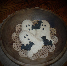 Load image into Gallery viewer, Primitive Rustic Farmhouse Faux Sparkle Ghost Cookies~Halloween Salt Dough Ghost Bowl Fillers~
