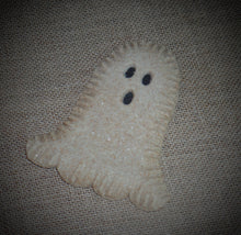 Load image into Gallery viewer, Primitive Rustic Farmhouse Faux Sparkle Ghost Cookies~Halloween Salt Dough Ghost Bowl Fillers~
