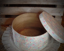 Load image into Gallery viewer, Primitive Distressed Aged Grungy Shabby Chic Tiny Flower Keepsake Box~Farmhouse Rustic~Soft Blue~Cream~Pink Sweet Tiny Flower Print