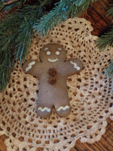 Load image into Gallery viewer, Rustic Farmhouse Gingerbread Men "Cookies"