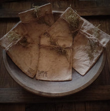 Load image into Gallery viewer, Primitive Herb Seed Packs~Aged~Farmhouse~Bowl Fillers~Sweet Annie~Jute~Set of 5~Prairie Cloth~Garden Seeds Pouches~Rustic Decor
