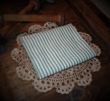 Load image into Gallery viewer, Primitive Homespun Fabric~Farmhouse Ivy Green Collection~Quarters~Samplers~Yards~Strips~Farmhouse~Rag Quilting~Wreaths~Bows~Bundles~Rustic
