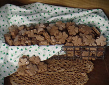 Load image into Gallery viewer, Primitive Rustic Farmhouse St. Patrick&#39;s Day Cinnamon Sparkle Shamrocks~Tiered Tray Bowl Fillers~Sparkle Cinnamon Salt Dough Primitive
